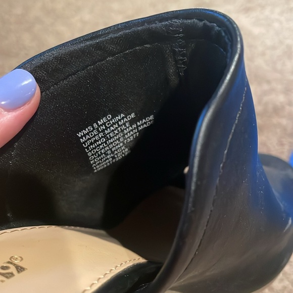 Women’s Chunky Heel Peep Toe Bootie - Picture 5 of 5